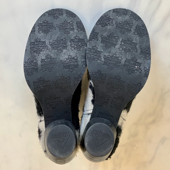 John Fluevog x Anna Sui Faux Furry Cow Print Booties US 9.5 EU 40 WITH BOX - Picture 7 of 9